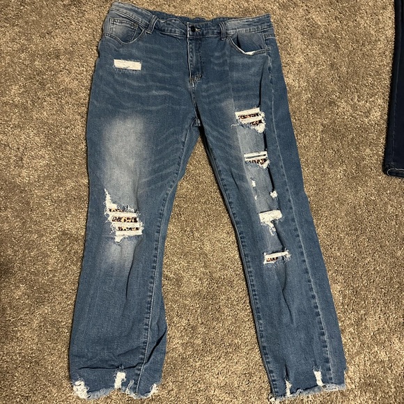 Distressed leopard backed boyfriend jeans! - Picture 1 of 5